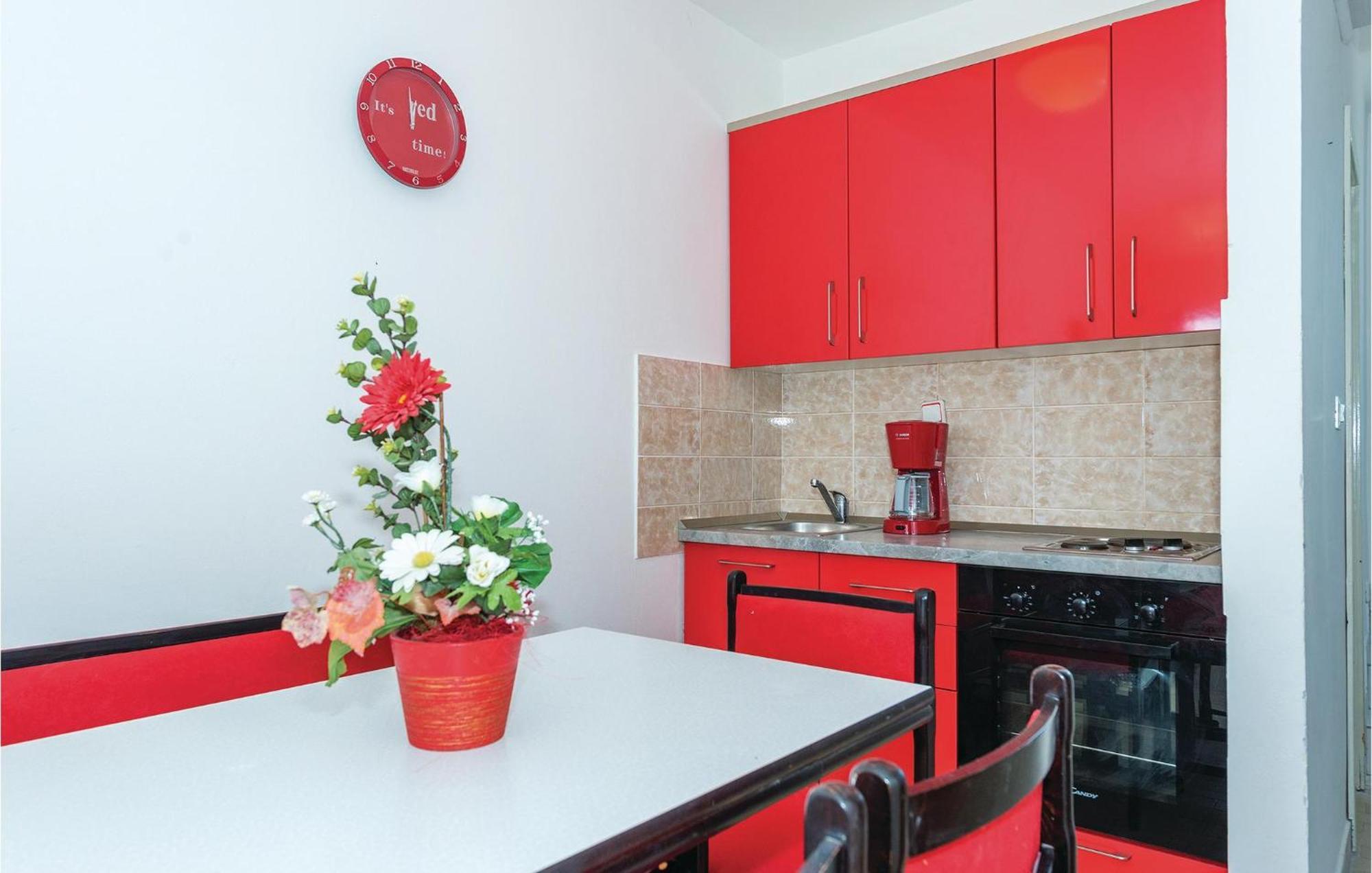 2 Bedroom Amazing Apartment In Rogoznica Rogoznica  Zewnętrze zdjęcie