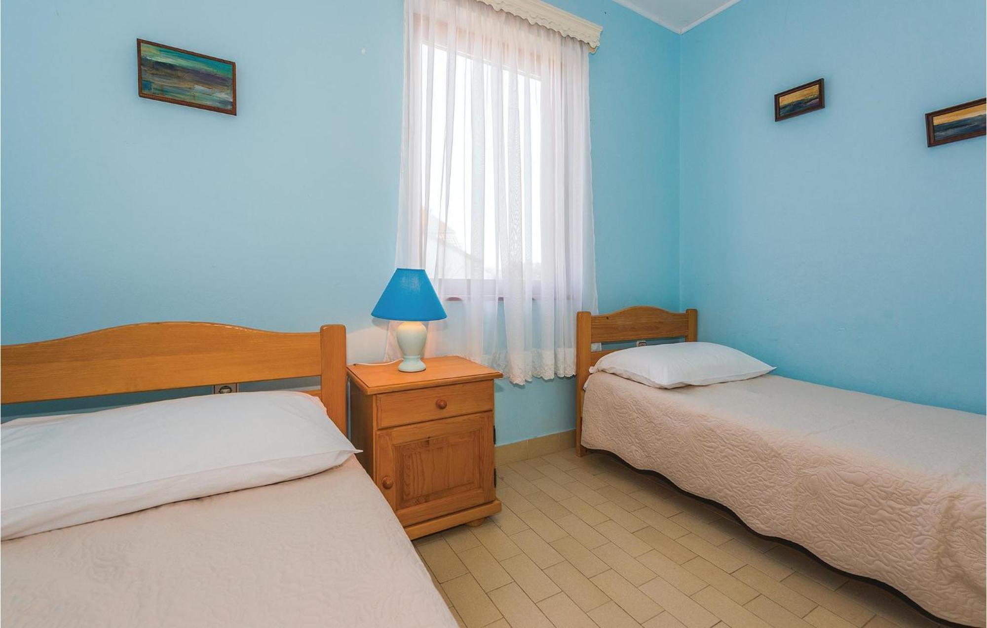 2 Bedroom Amazing Apartment In Rogoznica Rogoznica  Zewnętrze zdjęcie